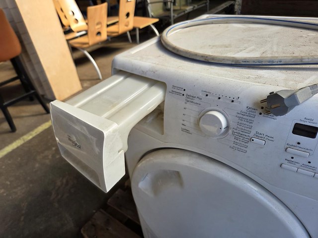 1 whirlpool 6th sense condensatie droogkast - afbeelding 5 van  5