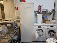 1 wijnkast siemens vinothèque