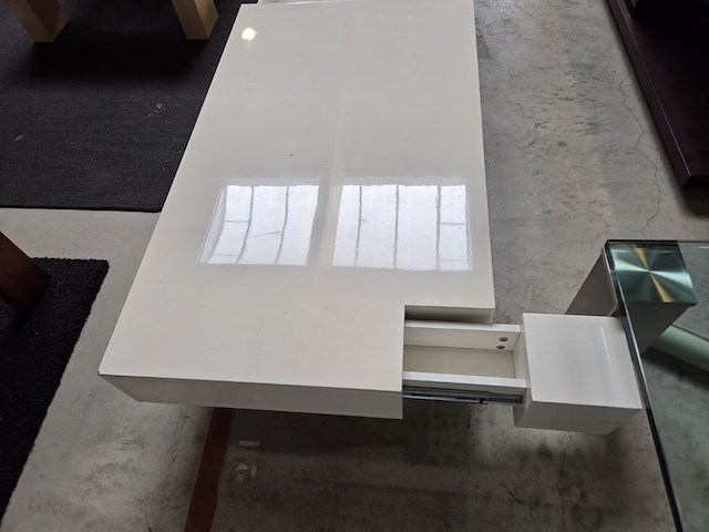 1 witte pvc salontafel - afbeelding 3 van  6