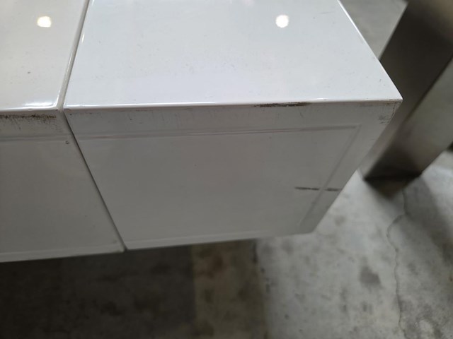 1 witte pvc salontafel - afbeelding 6 van  6