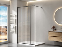 1 x 120x200 bl inloopdouche met mat zwart frame en verticale lijnen