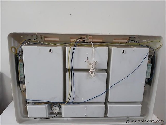 1 x apotheekkast met spiegels showmodel - afbeelding 2 van  2