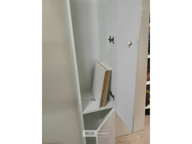 1 x badkamerkast rechts h 195 cm - afbeelding 3 van  3