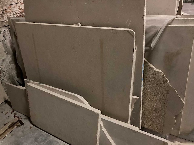 1 x bok met platen bourgondische witsteen - afbeelding 3 van  4