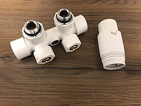 1 x design kraanset wit- muur (haaks) - afbeelding 1 van  2