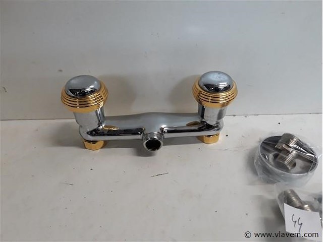 1 x douche kraan goud kleur knoppen showmodel - afbeelding 2 van  2