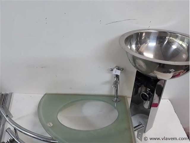 1 x hoekwasbak inox glazen blad chrome sifon + kraan showmodel - afbeelding 2 van  2