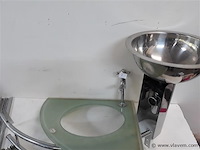 1 x hoekwasbak inox glazen blad chrome sifon + kraan showmodel - afbeelding 2 van  2