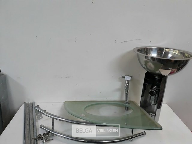 1 x hoekwasbak inox glazen blad chrome sifon + kraan showmodel - afbeelding 2 van  3