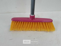 1 x keerborstel zachte pvc haren met steel - afbeelding 3 van  3