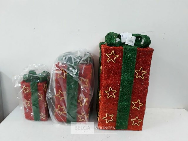 1 x kerstcadeau met verlichting set 3 delig - afbeelding 1 van  3