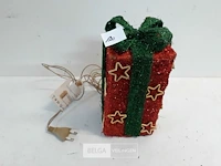 1 x kerstpakje met verlichting rood