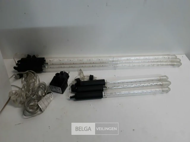 1 x kerstverlichting shooting lazer 3x30 cm + 3 x 60 cm - afbeelding 3 van  3