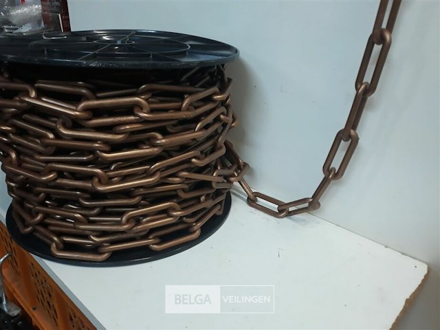 1 x ketting pvc 9x3,5 cm 8 mm dik +/- 40m - afbeelding 3 van  3