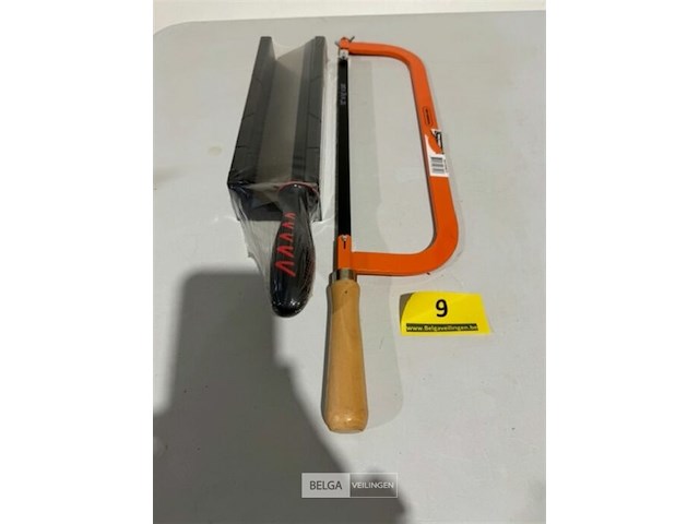 1 x metaalzaag met beugel 300 mm + 1 x verstekzaag met verstekbak 24x8 cm - afbeelding 1 van  3