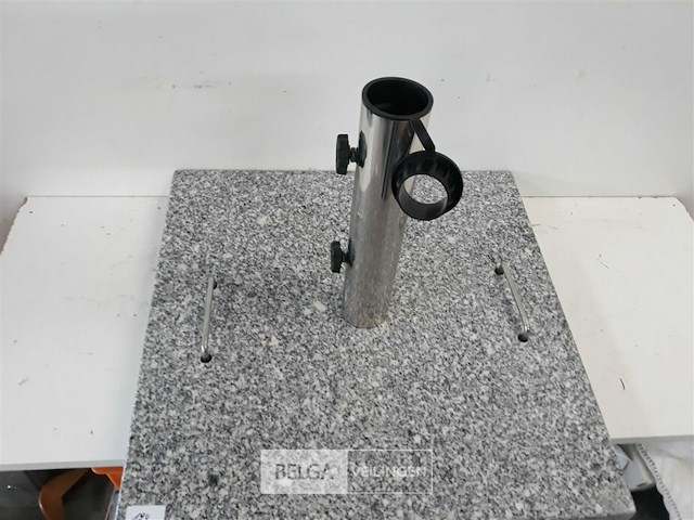 1 x parasolvoet graniet 40 kg 50x50x6 cm - afbeelding 3 van  3