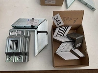 1 x partij bevestigingsmaterialen