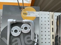 1 x partij deurkrukken; krukken met sleutelrozetten; vaasknopscharnieren; aluminium krukken op sleutelplaat - afbeelding 2 van  12