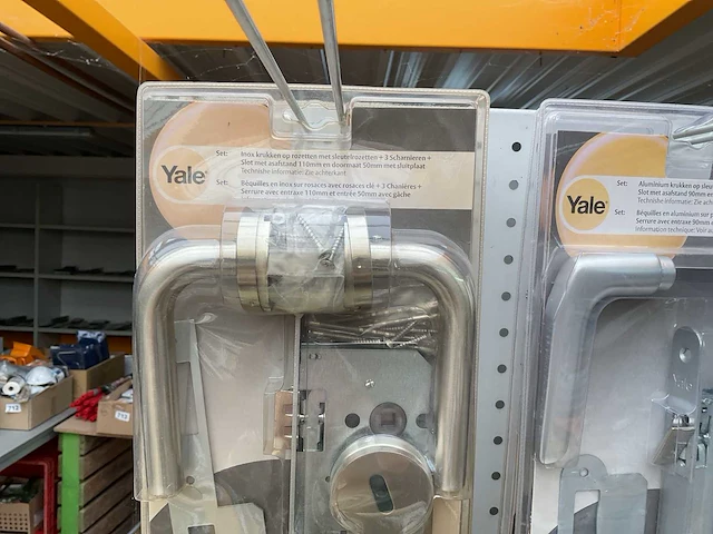 1 x partij deurkrukken; krukken met sleutelrozetten; vaasknopscharnieren; aluminium krukken op sleutelplaat - afbeelding 6 van  12