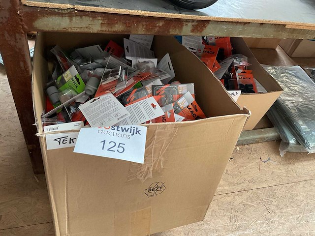 1 x partij stoeldoppen; viltglijders - afbeelding 1 van  17