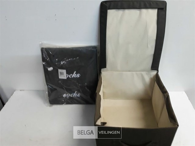 1 x sokkendoos 31x28x20 cm - afbeelding 3 van  3