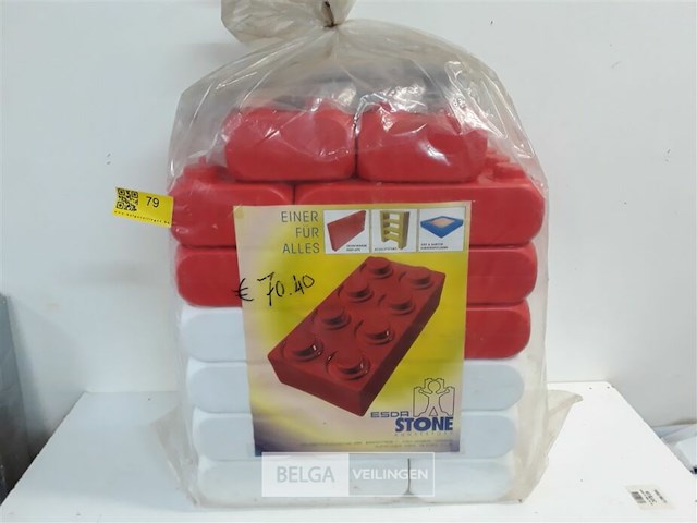 1 x stapelblokken muur – zandbak met zeil - afbeelding 1 van  3