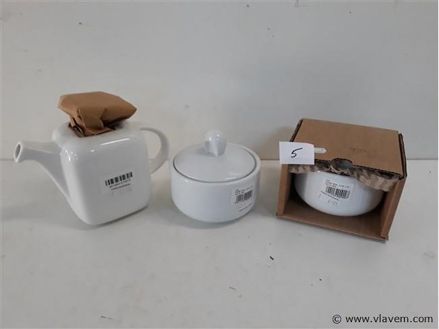 1 x theepot + 2 x suikerpot hotel porselein - afbeelding 1 van  2