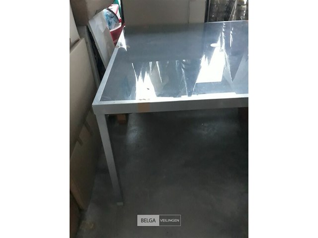 1 x tuintafel aluminium frame glazen blad showmodel - afbeelding 3 van  3