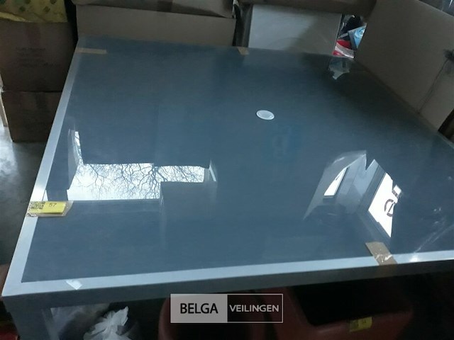 1 x tuintafel aluminium frame glazen blad showmodel - afbeelding 1 van  3