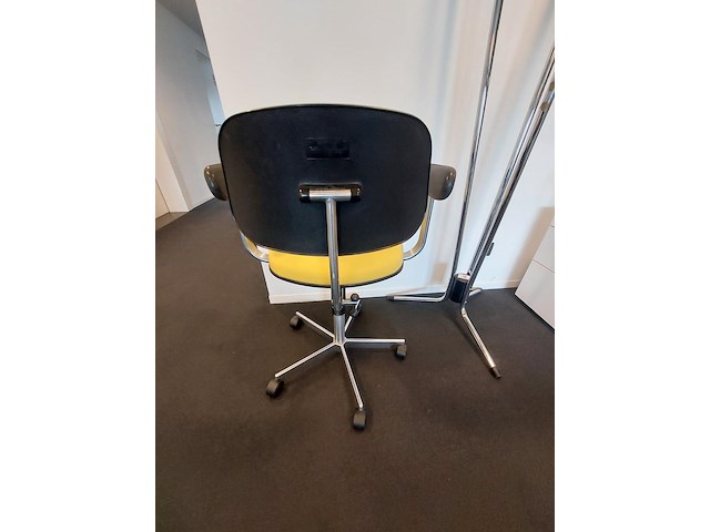 1 x vintage bureaustoelen fritz hansen kevi - design jörgen rasmussen - afbeelding 4 van  4