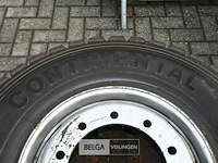 1 x vrachtwagenband + velg en 1 x vrachtwagenband - afbeelding 4 van  9