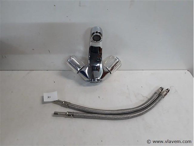 1 x wastafel kraan chrome koud-warm water showmodel - afbeelding 1 van  2