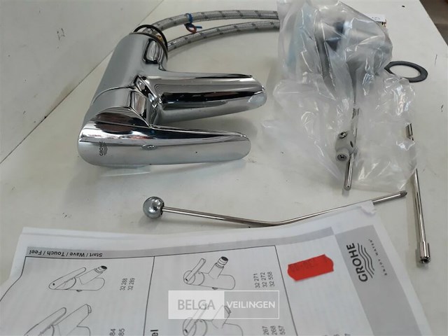 1 x wastafel kraan met automatische afloop grohe showmodel - afbeelding 3 van  3