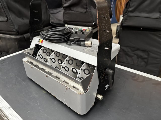 1 zeepbellenblaasmachine antari b-200 - afbeelding 2 van  8