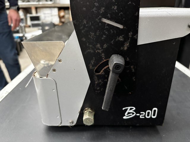 1 zeepbellenblaasmachine antari b-200 - afbeelding 4 van  8