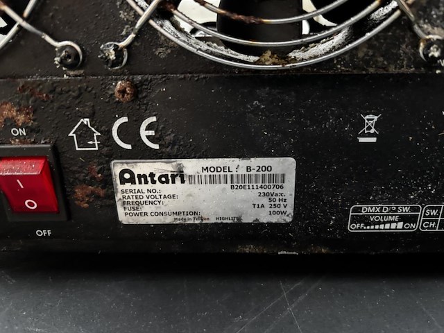 1 zeepbellenblaasmachine antari b-200 - afbeelding 6 van  8