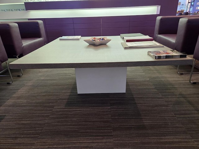 1 zithoek met 4 fauteuilles en tafel - afbeelding 7 van  8