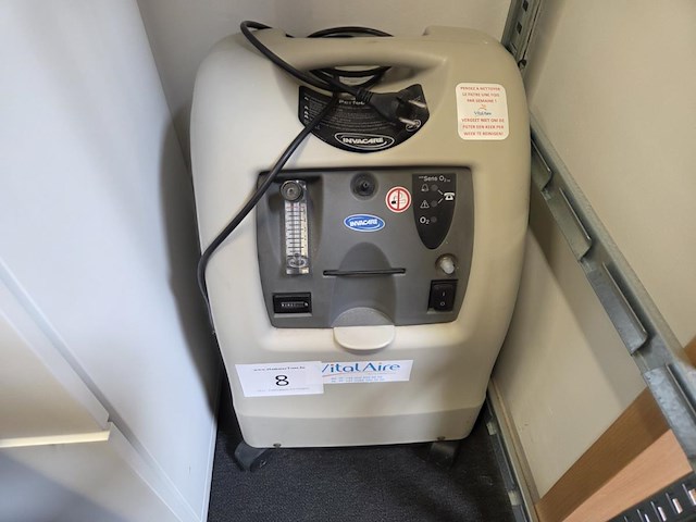 1 zuurstofcompressor invacare perfecto2 - afbeelding 3 van  5