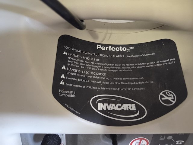 1 zuurstofcompressor invacare perfecto2 - afbeelding 1 van  5