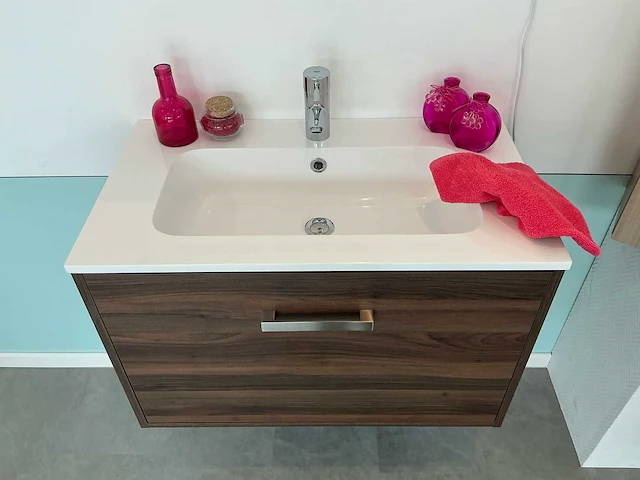 10 badkamermeubel donker houtkleur 80 cm set, toonzaalmodel badkamerkast - afbeelding 3 van  4
