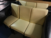 10 beige stoelen met zwarte poten - afbeelding 5 van  6