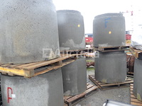 10 bezoekkamers met betonnen vloer - afbeelding 1 van  8