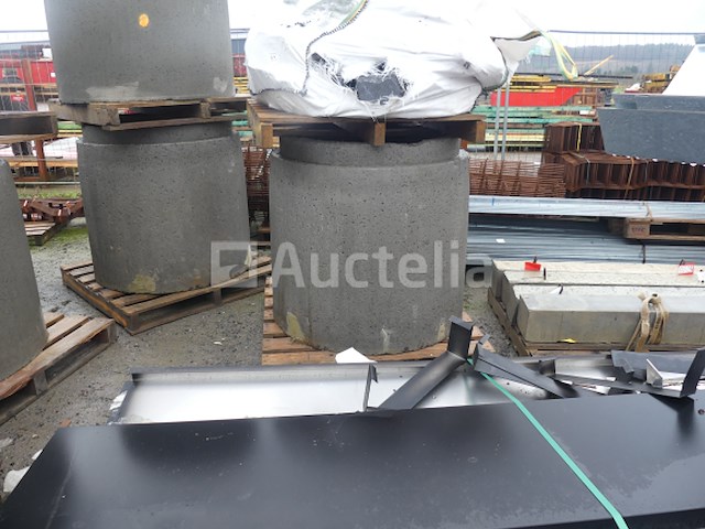 10 bezoekkamers met betonnen vloer - afbeelding 4 van  8