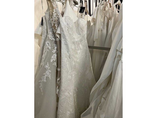 10 bruidsjurken randy fenoli bruidsjurken (totaalprijs) - afbeelding 2 van  30