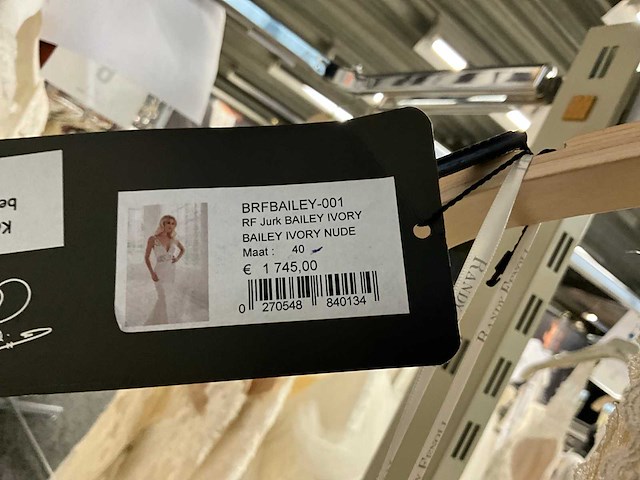 10 bruidsjurken randy fenoli bruidsjurken (totaalprijs) - afbeelding 14 van  30