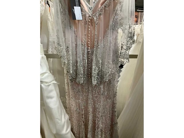 10 bruidsjurken randy fenoli bruidsjurken (totaalprijs) - afbeelding 20 van  30