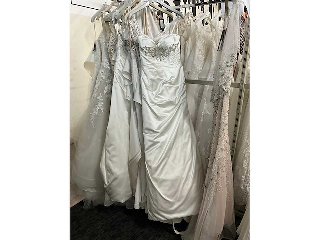 10 bruidsjurken randy fenoli bruidsjurken (totaalprijs) - afbeelding 25 van  30