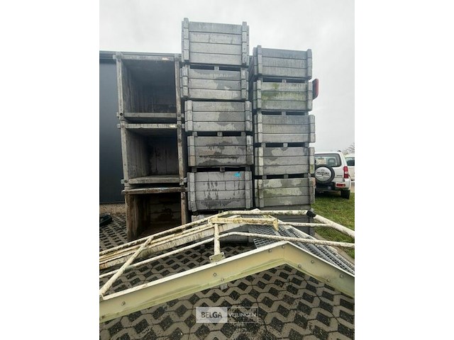 10 composieten bloembakken - afbeelding 2 van  2