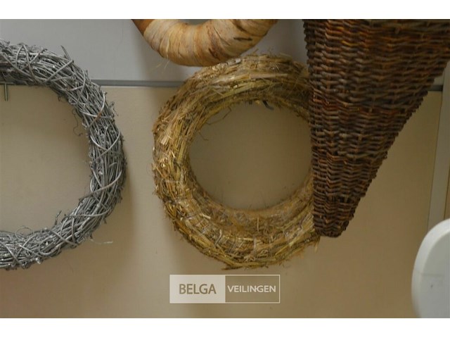 10 decoratiekransen - afbeelding 4 van  6