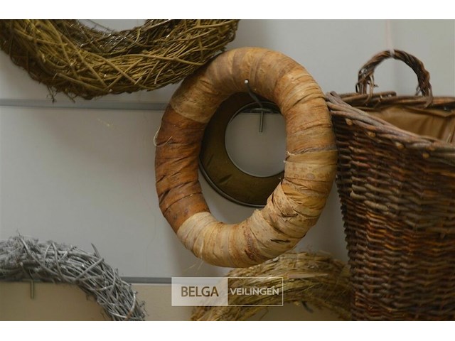 10 decoratiekransen - afbeelding 5 van  6